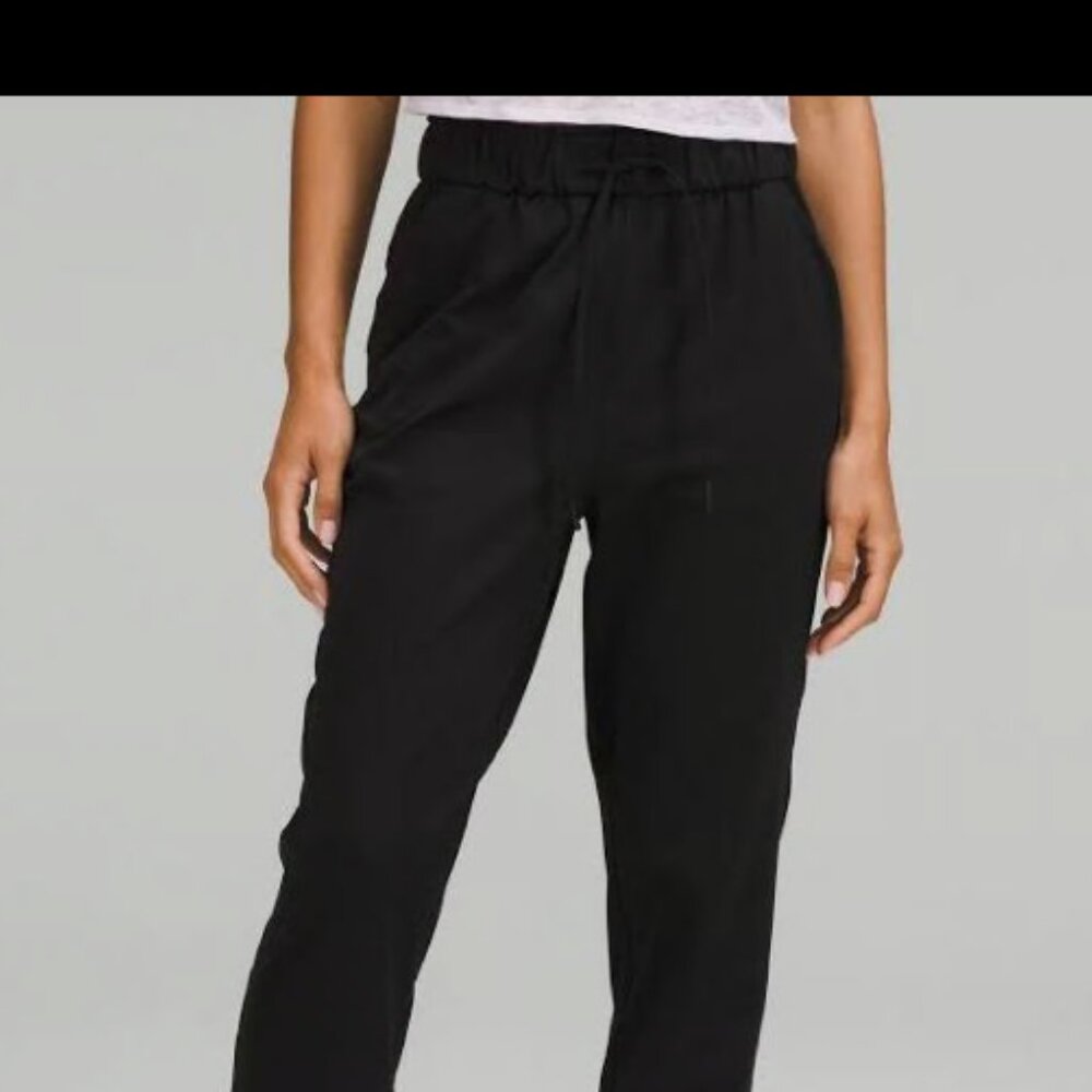 Lululemon Keep Moving 7/8 Pant - Black - Size 10